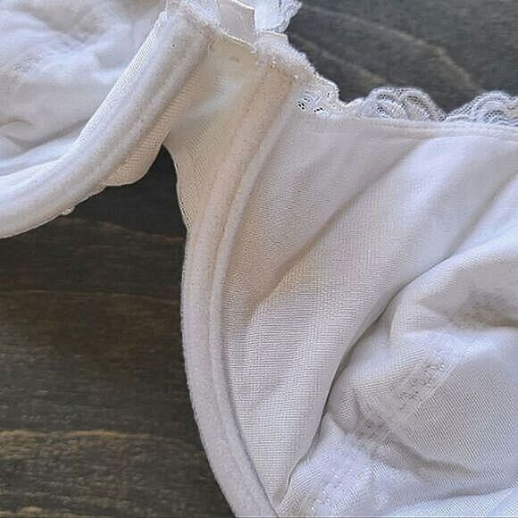 Triumph white floral lace underwire lined unpadded bra 38C - Picture 14 of 16